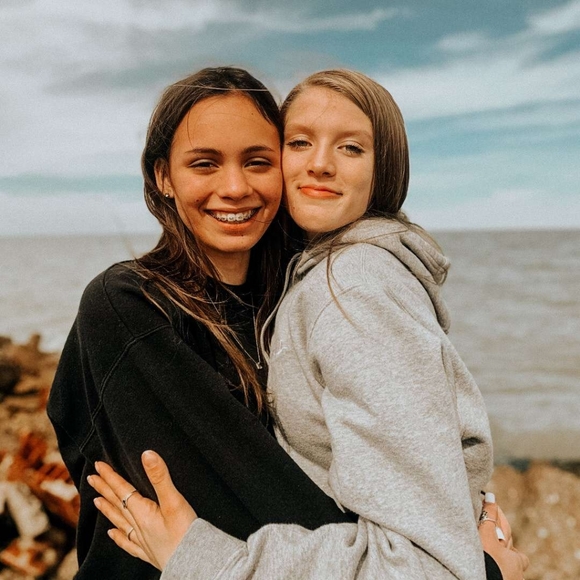 Meet your Posher, Cheyenne - Picture 5 of 5